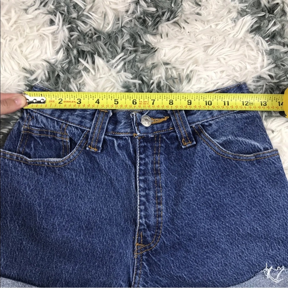 Tommy Hilfiger Junior High Rise Shorts Size 17 - Picture 5 of 9
